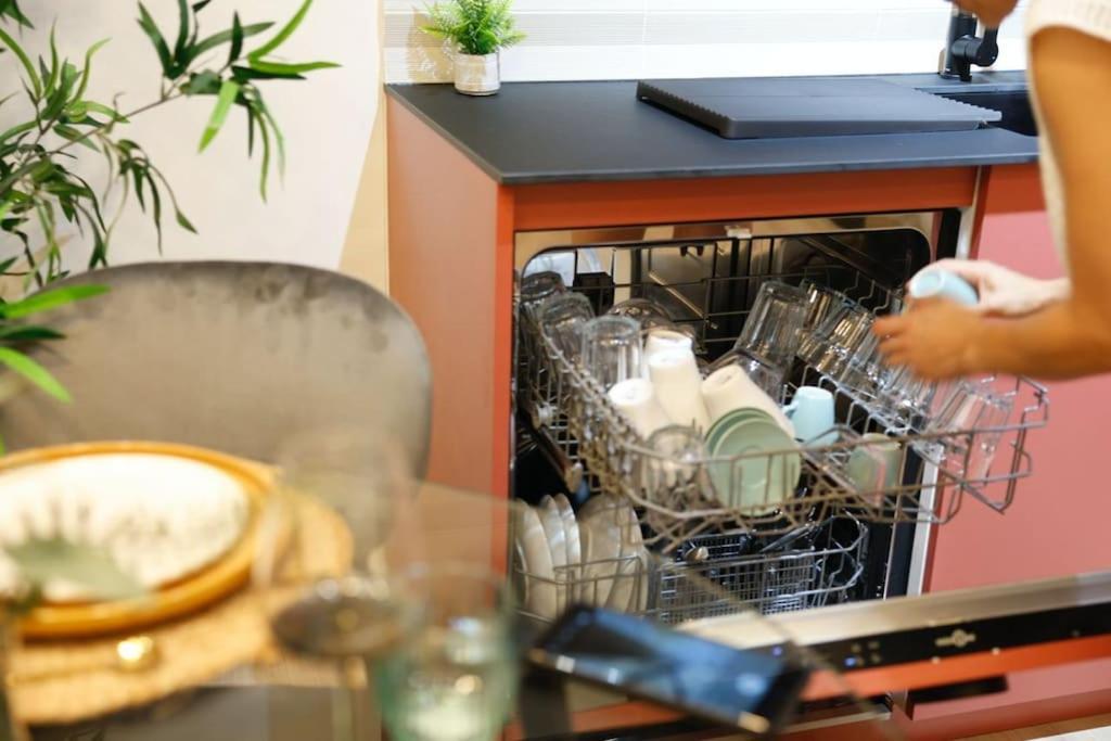 Sanchez Y Laserna Stays Moderno Apartamento En Валенсия Екстериор снимка